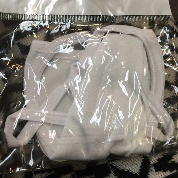 🎉 Y-Back Thong 🎉 - Picture 4 of 4