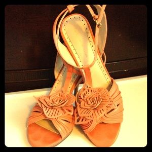 Adrienne Vittadini sandals / heels!