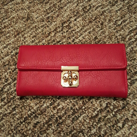 Red Clutch