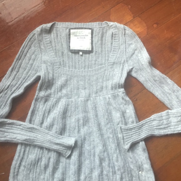 Cute sweater. Soft.