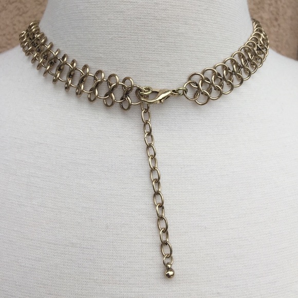 T&J Crystal Sunray Necklace - Picture 4 of 4