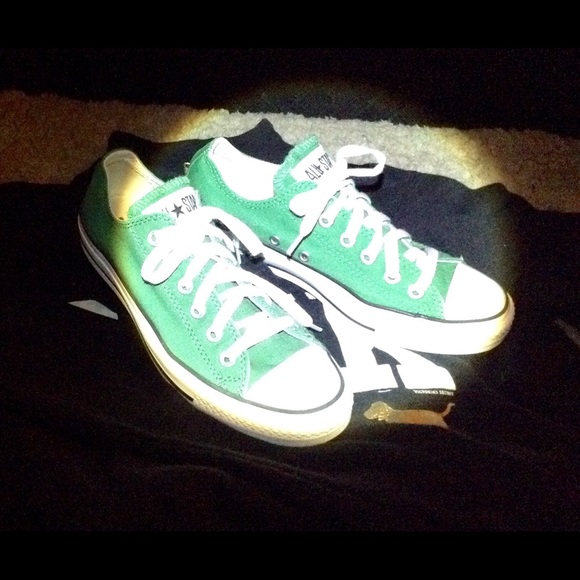 Adorable Green converse
