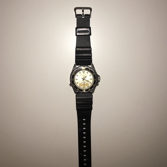 CASIO Mens Ana-Digi Alarm Black Rubber Band Watch
