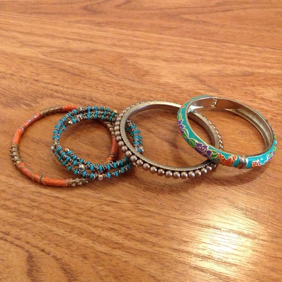 Bundle of Bracelets - Picture 3 of 3