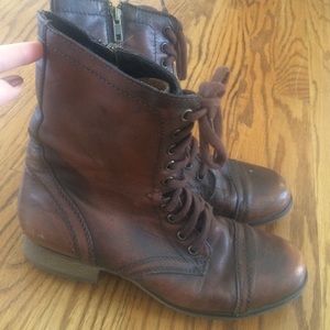 Steve Madden -combat boots