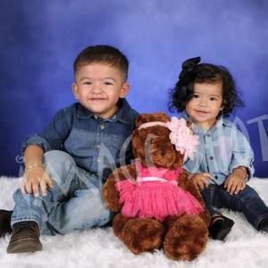 Meet your Posher, Emilia