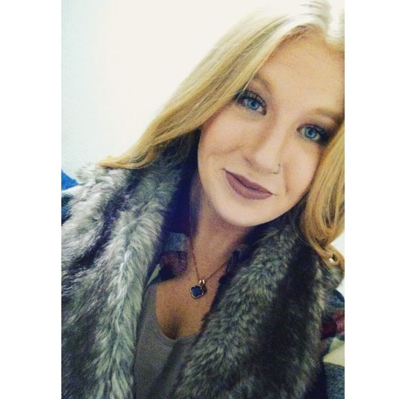 Meet your Posher, Allie