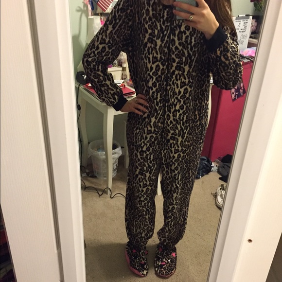 CHEETAH ONSIE