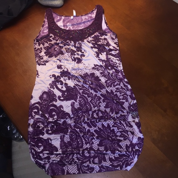 Maroon and cream beaded long tank