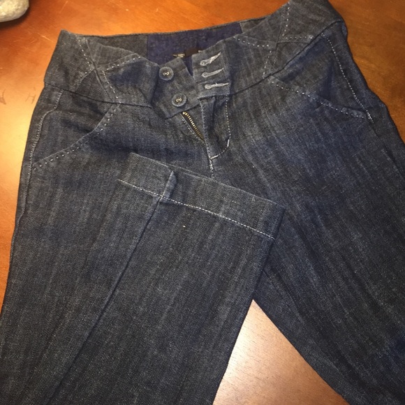 Dark denim flare jeans. Short.