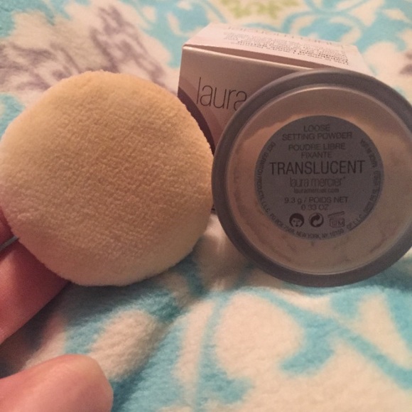 🙅🏼SOLD🙅🏼Laura Mercier Translucent Powder - Picture 4 of 4