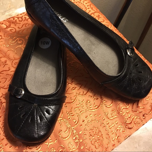 Black comfort