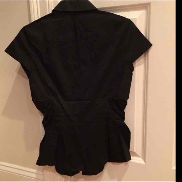 ⬇️FINAL⬇️NWT NY&Co button down fitted shirt - Picture 4 of 4
