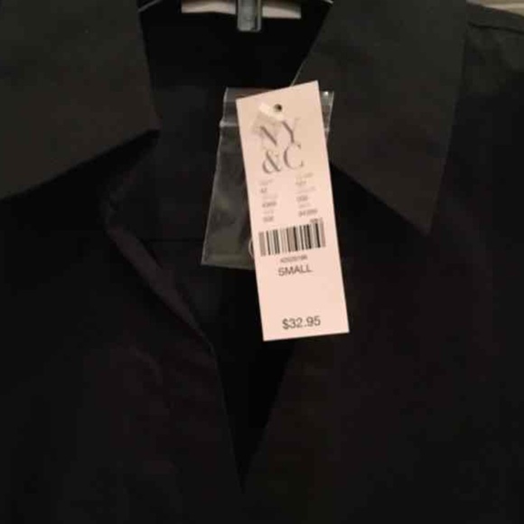 ⬇️FINAL⬇️NWT NY&Co button down fitted shirt - Picture 3 of 4