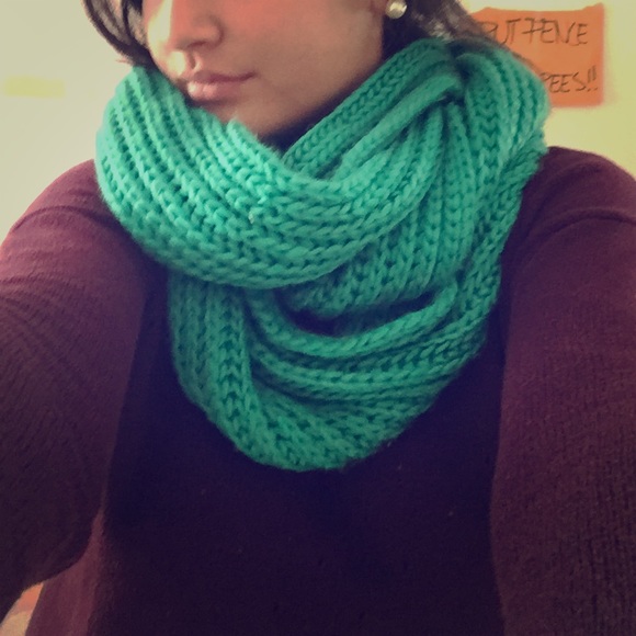 Over size scarf