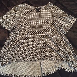 Unique black & white floral high low shirt