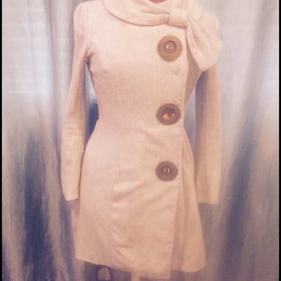 Tan jacket - Picture 1 of 3