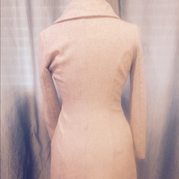 Tan jacket - Picture 2 of 3