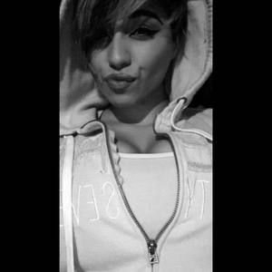 Meet your Posher, Demitirea lashèa