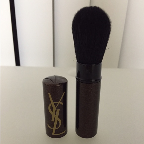 YSL Bronzer/Blusher Brush *BRAND NEW*