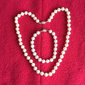 Vintage Marvella Pearl Necklace and Bracelet