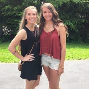 Meet your Posher, Kayla