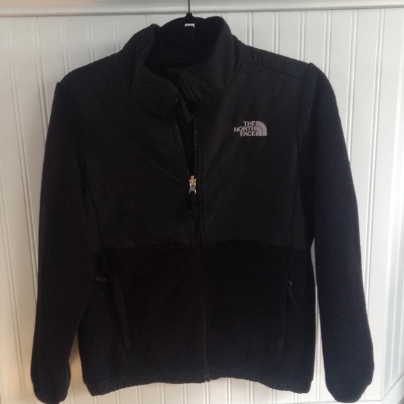 Girls North Face Denali jacket