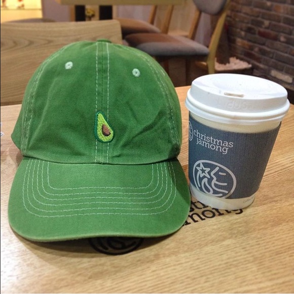 ISO Unif "me so thorny" white T,avocado/peach hat - Picture 2 of 3