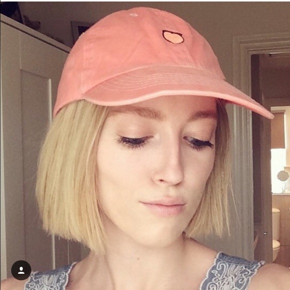 ISO Unif "me so thorny" white T,avocado/peach hat - Picture 3 of 3