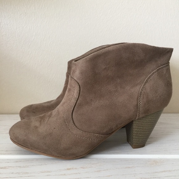 Charlotte Russe Shoes - Taupe Faux Suede Ankle Booties Charlotte Russe Shoes - Taupe Faux Suede Ankle Booties
