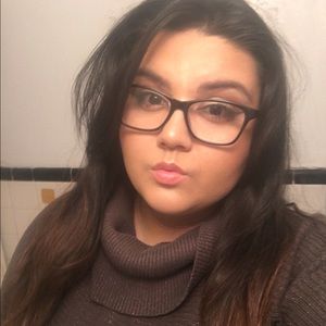 Meet your Posher, Zoe