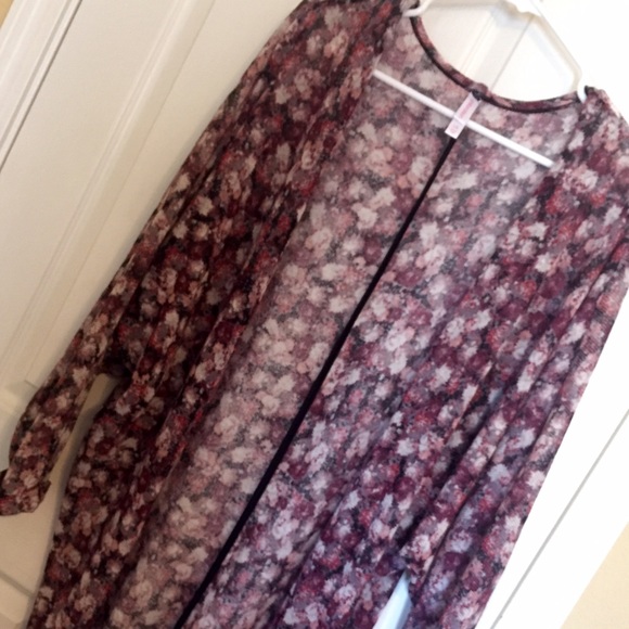 Slouchy Sweater - Picture 1 of 4