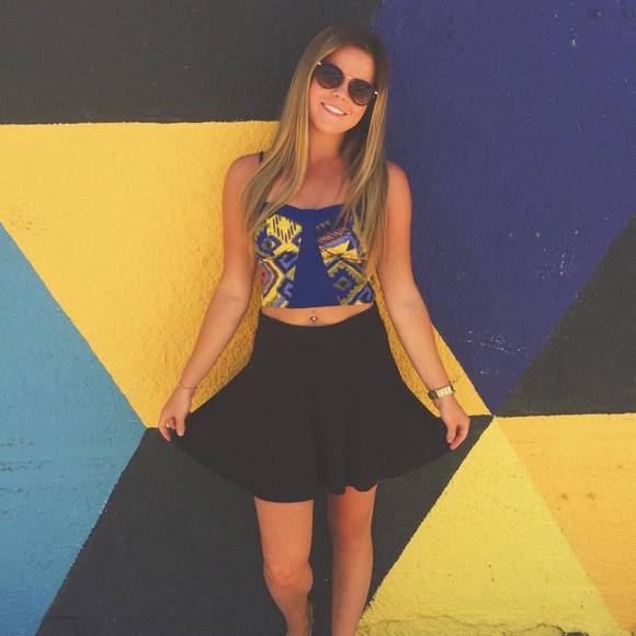 Meet your Posher, Lauren - Picture 1 of 1