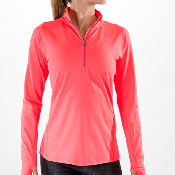 ✨FLASH SALE✨ Nike Element Half-Zip