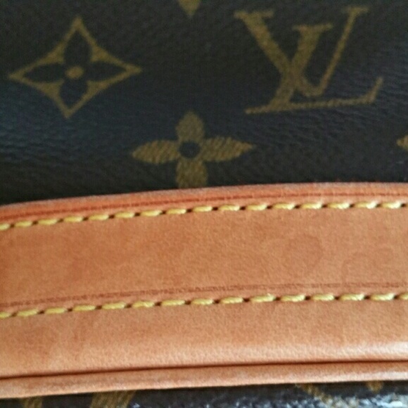 SOLD - Picture 3 of 4