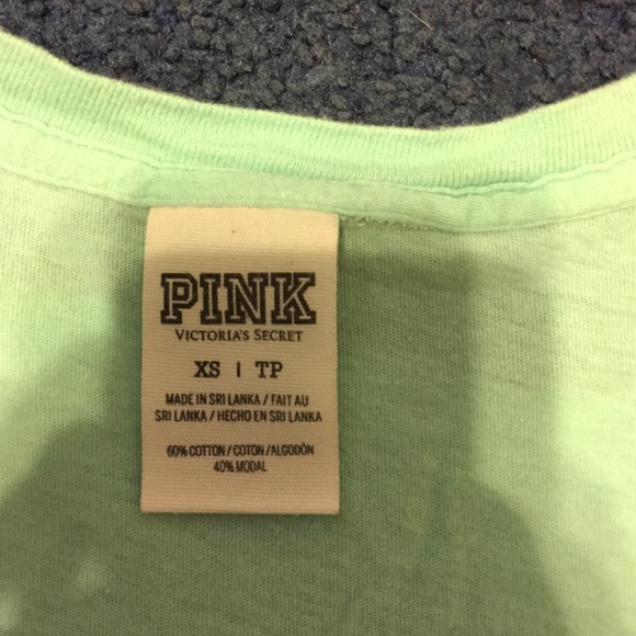 VS PINK V NECK - Picture 2 of 3