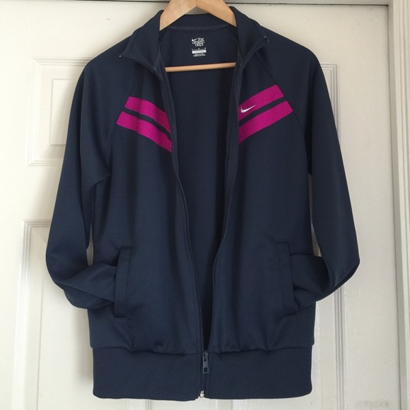 🌸Cute Nike Running Jacket🌸