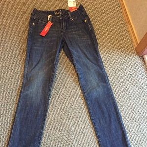 Brand new Guess Jeans