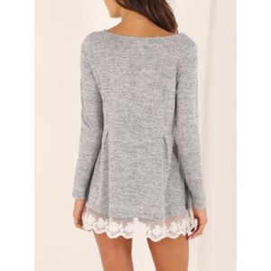 🎉Lace hem long sleeve tunic top