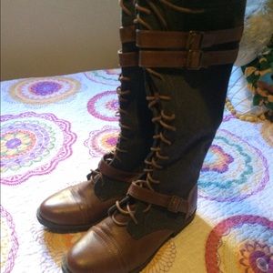Combat boots