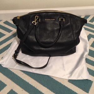 Michael Kors Riley Bag Large