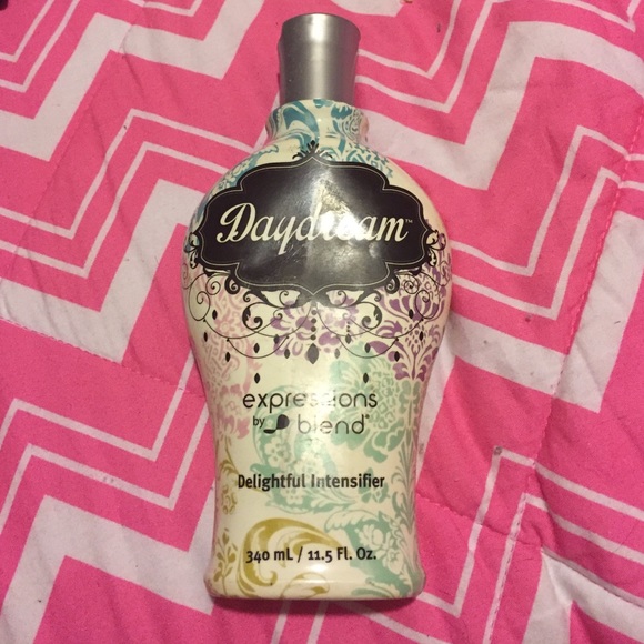 Daydream Tan Intensifier