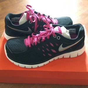 New in box Nike running shoes