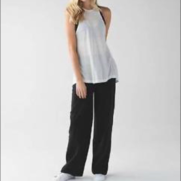 Sit in Stillness Pant LuLulemon