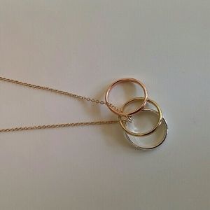 Gold plated three color necklace
