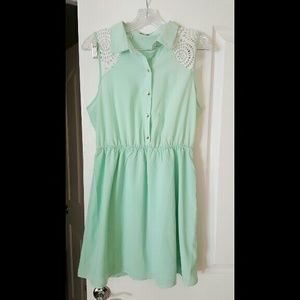 Rhapsody mint green dress NWOT, L