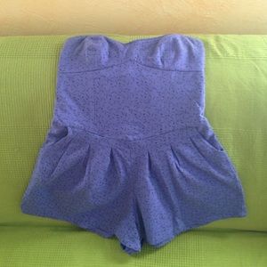 REPOSH Periwinkle Oneill Romper