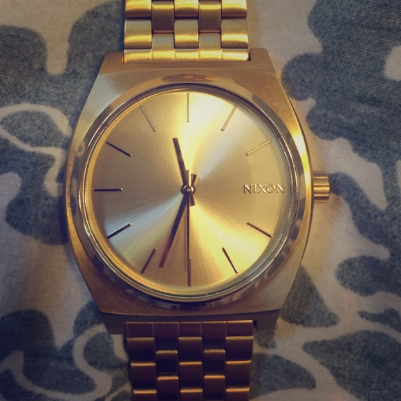 Gold Nixon watch main image 4