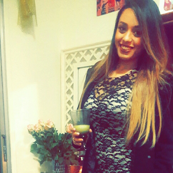 Meet your Posher, Angie - Picture 1 of 1