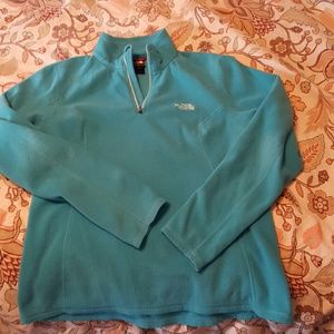 Used North Face fleece pullover size Large